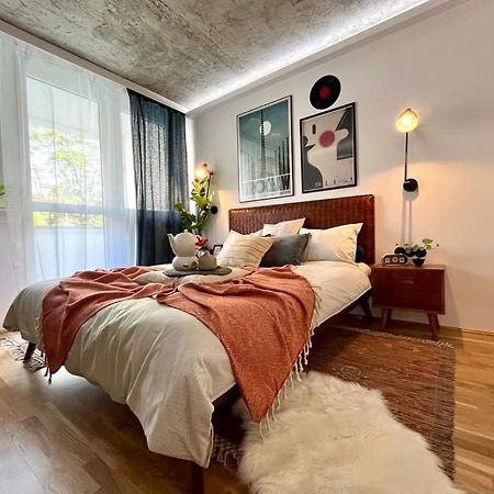 Modern Retro Apart ~ 800M Main Square Вроцлав Екстер'єр фото